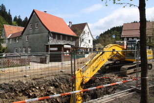 die B498 in Altenau ist eine Baustelle …