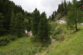 Wasserfall der Lungauer Taurach und Ruine an der Südrampe