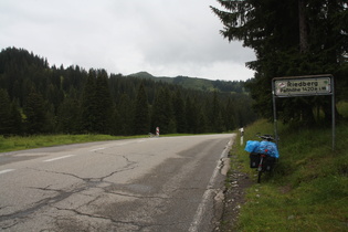 Dach der Etappe: Riedbergpass, Passhöhe, Blick zum Riedberger Horn
