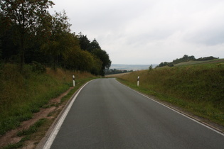 namenloser Pass im Zuge der K10 zwischen Heyen und Bodenwerder, Blick nach Norden