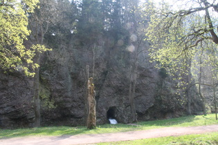 der Triefstein im Silbergrund, Westseite
