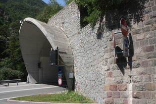 … an Stelle des obersten und längsten Tunnels im Zuge der Sarntaler Staatsstraße zu benutzen