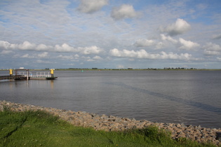 die Weser bei Nordenham, Blick nach Nordosten
