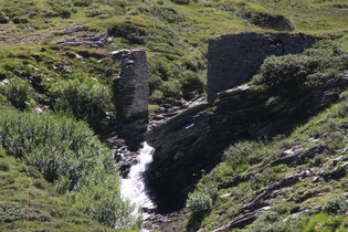 Reste einer Steinbrücke über den Maseggbach