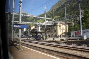 Bahnfahrt: Airolo — 2011 Nachtquartier zwischen den Etappen über den Gotthardpass und den Nufenenpass