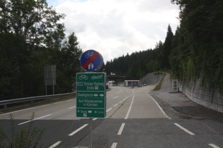 Staatsgrenze zwischen Italien und Österreich, Blick nach Italien
