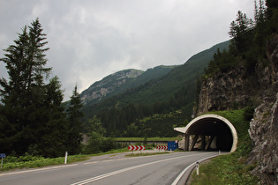 der erste Tunnel der Tour