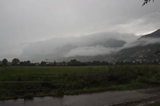 Piano di Magadino zwischen Bellinzona und Tenero, Blick nach Nordwesten