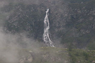 der Ritzibach, Zoom auf den oberen sichtbaren Wasserfall, …