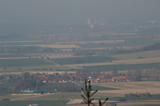 Zoom auf Redderse, dahinter Hannover-Stöcken