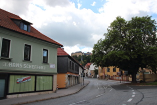 in Blankenburg, Blick zum Schloss Blankenburg