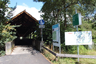 Brücke des Inn-Radwegs bei Hall in Tirol, Südufer
