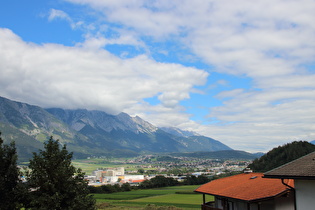 in Ampass, Blick auf Hall in Tirol …