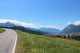zwischen Ampass und Aldrans, Blick über Innsbruck auf die Stubaier Alpen