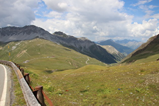 Blick zum Umbrailpass und ins Val Muraunza