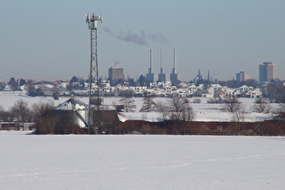 Zoom auf Hannover mit Heizkraftwerk Linden, Marktkirche und Bethlehemkirche