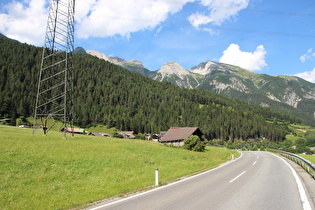 … und Blick bergab über Vadiesen auf die Lechtaler Alpen