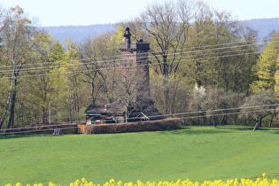 Zoom auf den Kaiser-Wilhelm-Turm im Stadtpark Holzminden