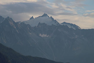 Zoom auf den Aiguille du Tour und Glacier du Trient