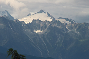 Zoom auf den Aiguille du Tour und Glacier du Trient