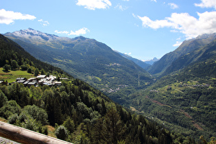 weiter unten, Blick auf Le Mousselard und ins Vallée de l'Isère talaufwärts