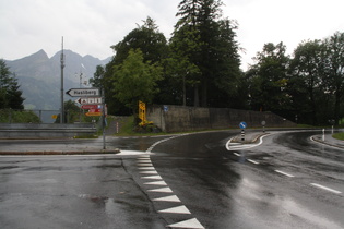 Brünigpass, Passhöhe, Blick nach Süden, im Hintergrund die Nordflanke der Berner Alpen