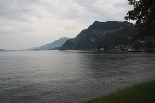 Vierwaldstädter See, Südwestufer, Blick auf Fürigen und den Bürgenberg