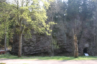 der Triefstein im Silbergrund, Ostseite