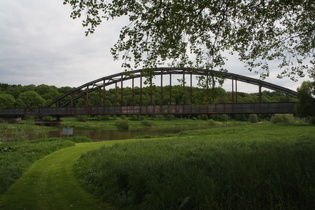Bahnstrecke Altenbeken–Kreiensen, Weserbrücke, Nordseite