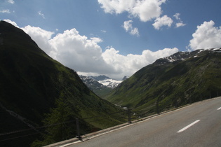 Blick ins Val Grialetsch, im Hintergrund die Sulnerspitz