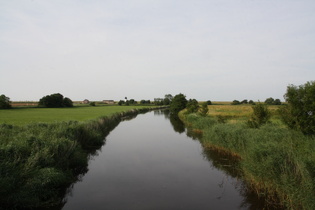 Altenbrucher Kanal in Altenbruch, Blick nach Süden