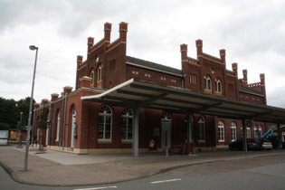 Warburg, Bahnhofsgebäude