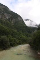 die Soča zwischen Soča und Bovec, Blick flussabwärts