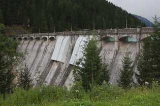 Staumauer des Lago di Auronzo