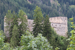 Zoom auf Burg Berneck