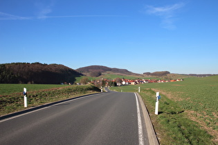 … und Blick über Rustenfelde nach Norden zum Rohrberg