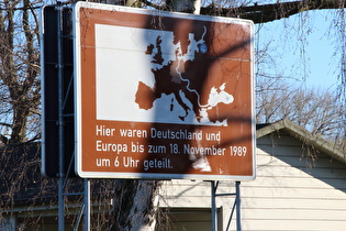 Grenzschild, nach 1989 gängige Ausführung