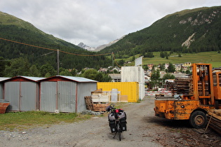 Etappenstart in La Punt-Chamues-ch, Blick Richtung Albulapass