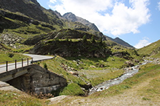 der Torrente dell'Alpe, Blick flussaufwärts …