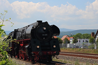 … eine Dampflokomotive