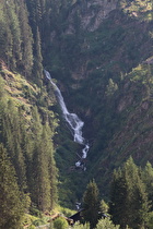 Zoom auf den Stallebach Wasserfall