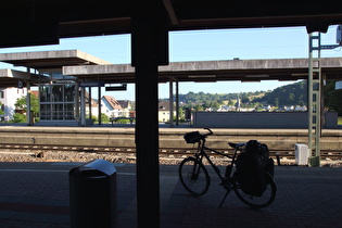 Warten auf die S-Bahn nach Hannover