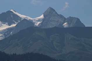 Zoom auf Mittelhorn, Wetterhorn und Schwarzwaldgletscher
