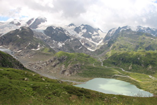 Gletscherpanorama mit Steingletscher, Steilimigletscher, Taleggligletscher und Gigligletscher, darunter Steinwasser und Steinsee
