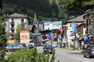 Zoom auf die unteren Enden der Straßen zum Passo dello Stelvio und zum Passo di Gavia
