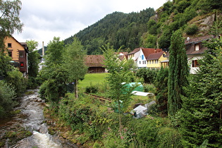 die Gutach in Hornberg, Blick flussaufwärts …