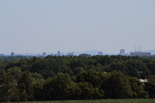 Zoom auf H-Mitte und H-Linden-Nord, am Horizont der Marienberg